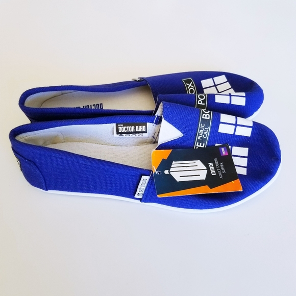 NWT Doctor Who Tardis Slippers - Picture 2 of 5